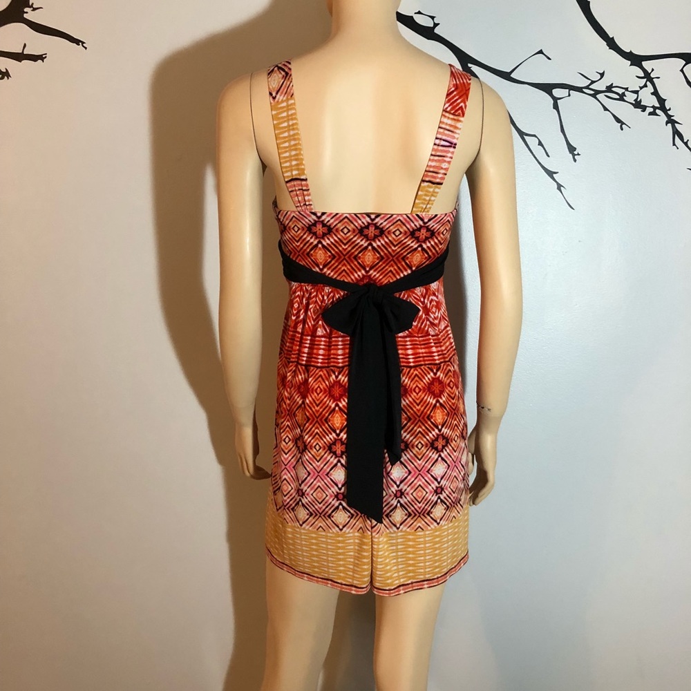 CITY TRIANGLES Pattern Dress - Picture 2 of 3